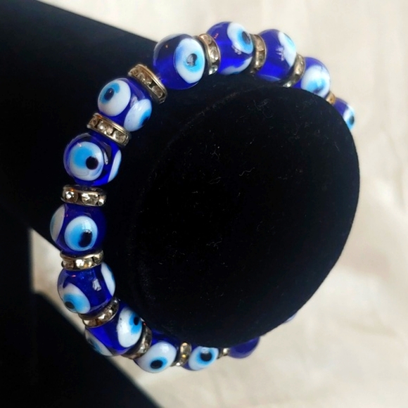 Turkish Nazar Evil Eye Beaded Bracelet - Picture 3 of 9